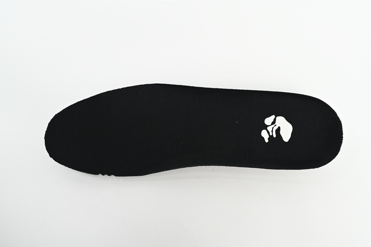 OFF-WHITE Out Of Black Skin And White Tail OMIA18 9C99LEA00 41001