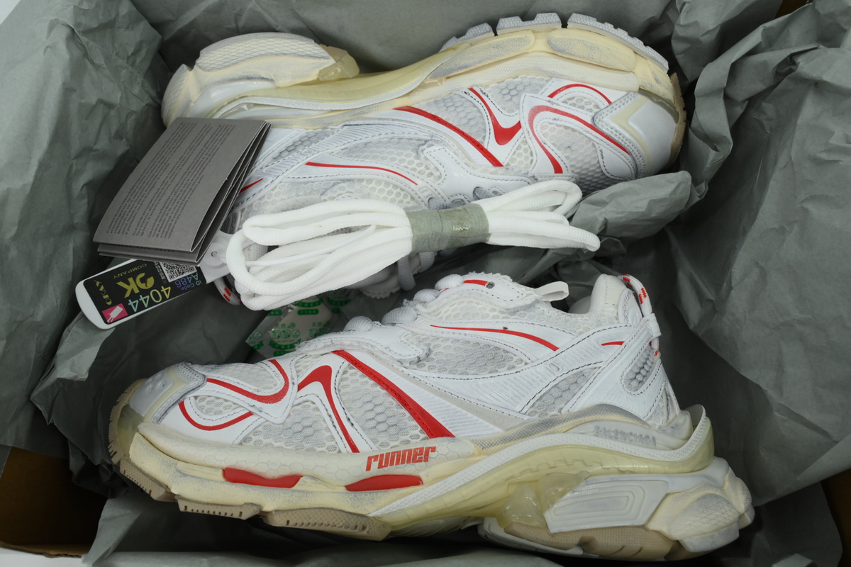 Balenciaga Wms Runner Sneaker White Red 779064 W3RXP 9260