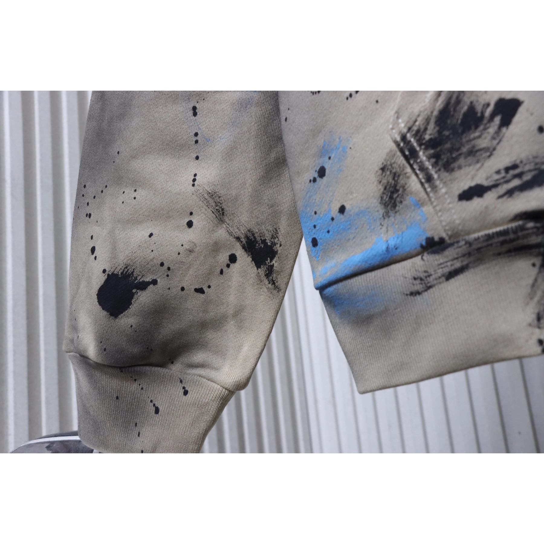 WE11DONE Irregular Graffiti Zip-Up Hoodie