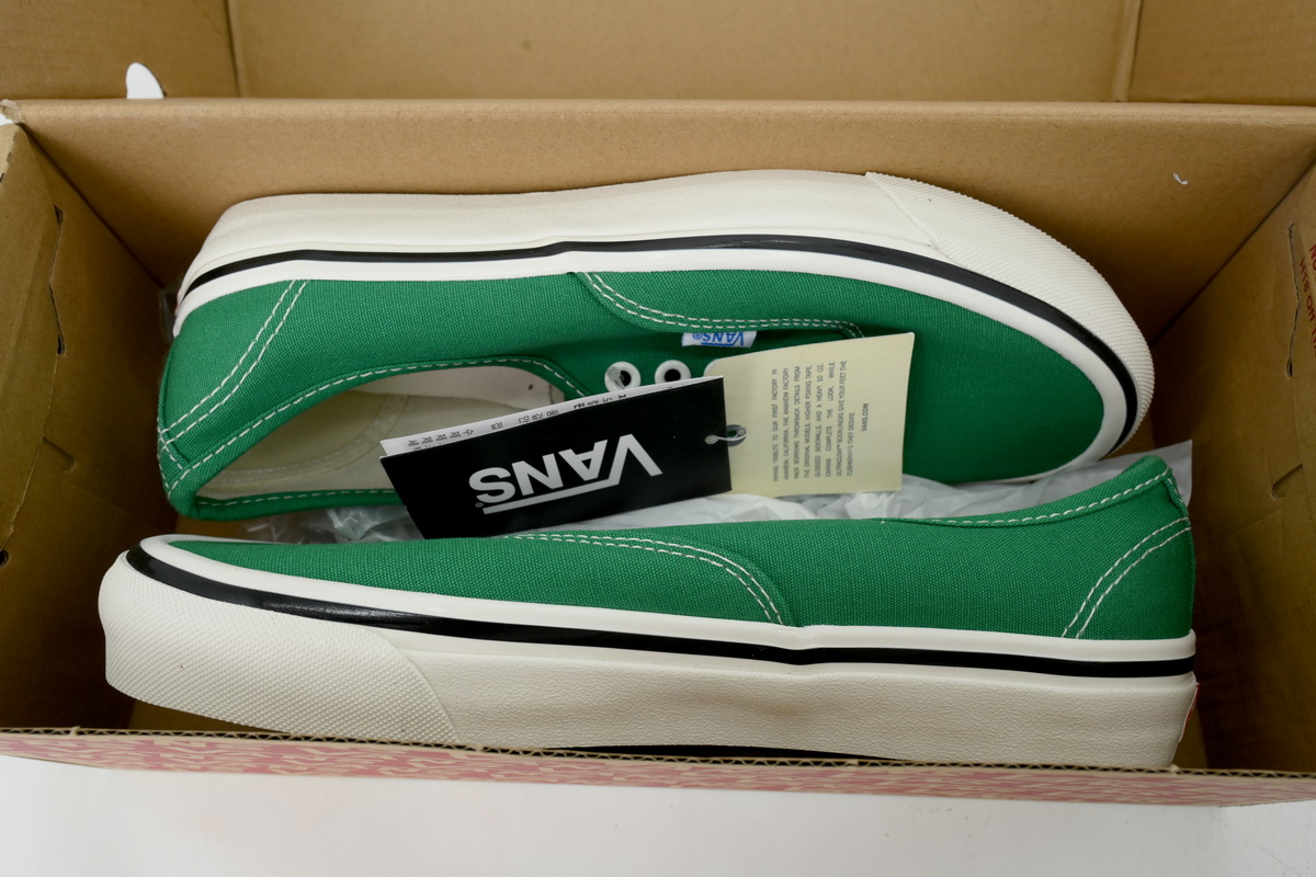 Vans Authentic 44 DX Green VN0A38ENVKZ