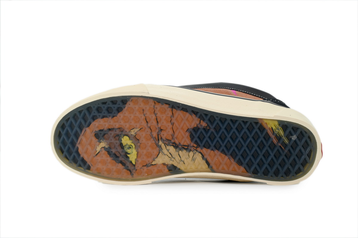 Disney x Vans Knu Skool Scar VN0009QCYS8