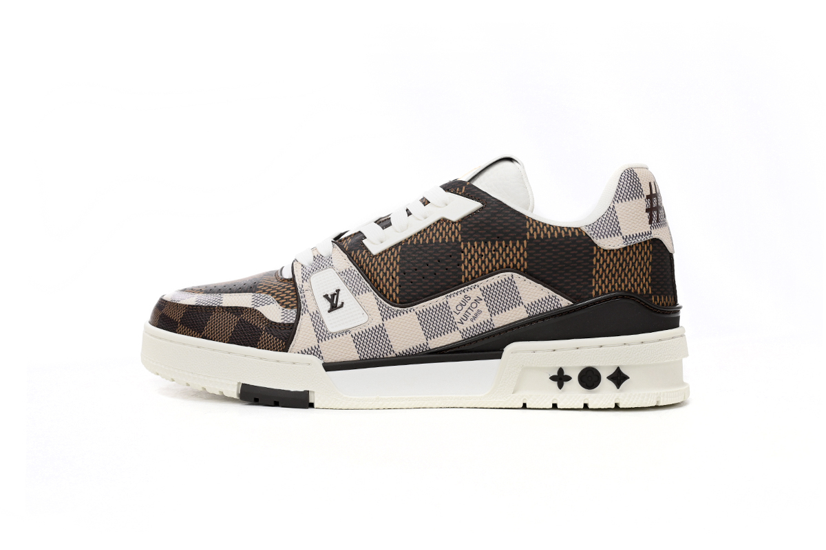 Louis Vuitton Trainer Brown 1AAST3
