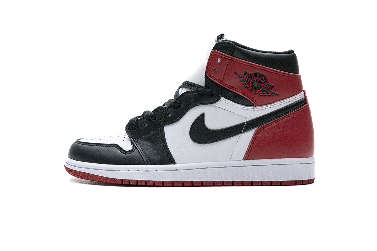 Jordan 1 Retro Black Toe (2016)  555088-125