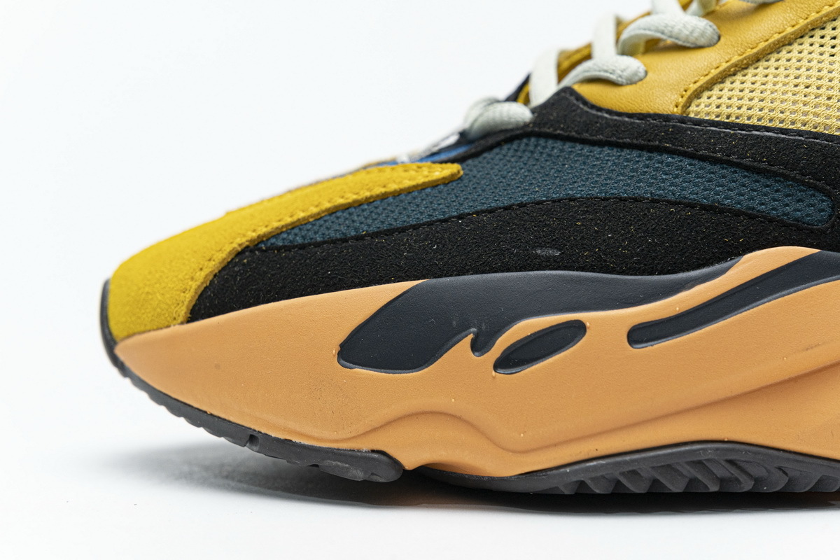 adidas Yeezy Boost 700 SUN GZ6984