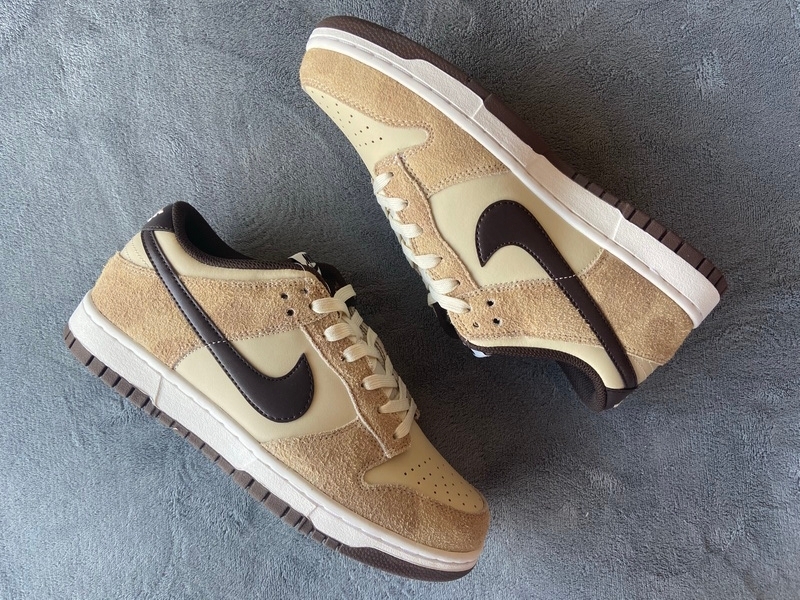 Nike Dunk Low Retro PRM Cheetah  DH7913-200
