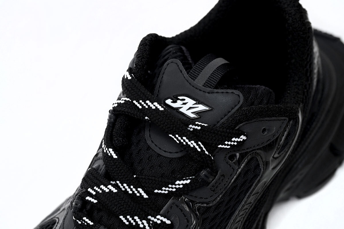 Balenciaga All Black 734733 W2RC6 0203