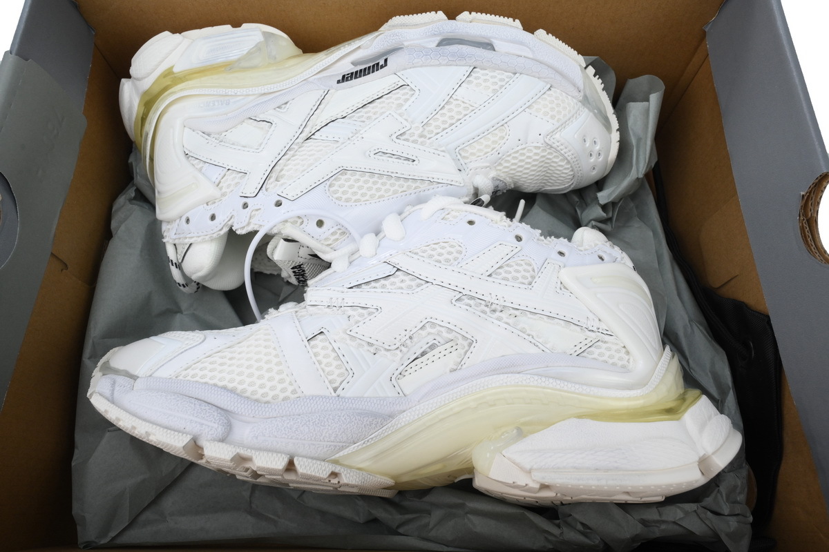Balenciaga Runner All White 677402 W3RB1