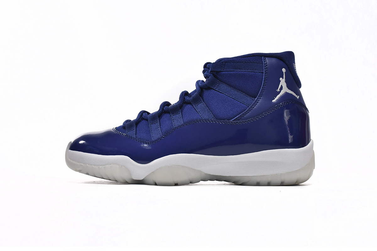 Air Jordan 11 Retro Midnight Blue AT7802-115