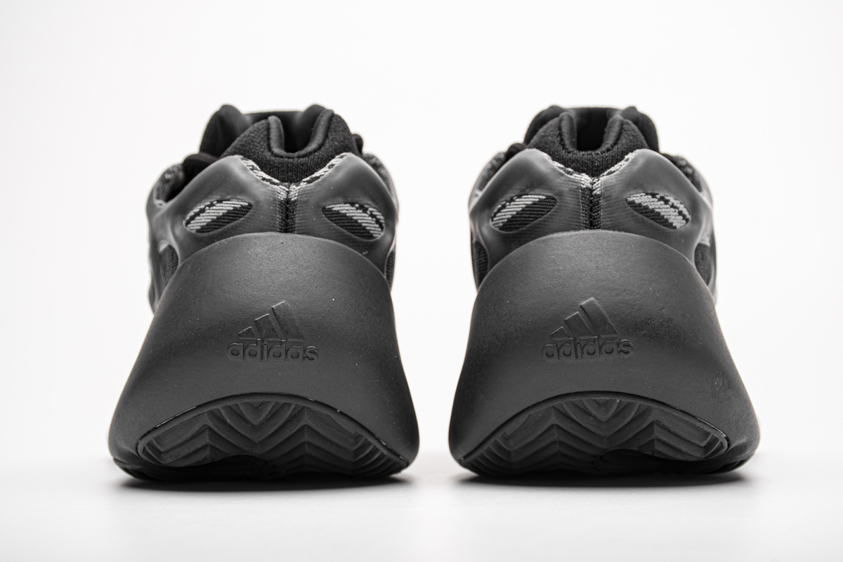 adidas Yeezy 700 V3 Alvah Basf Boost H67799
