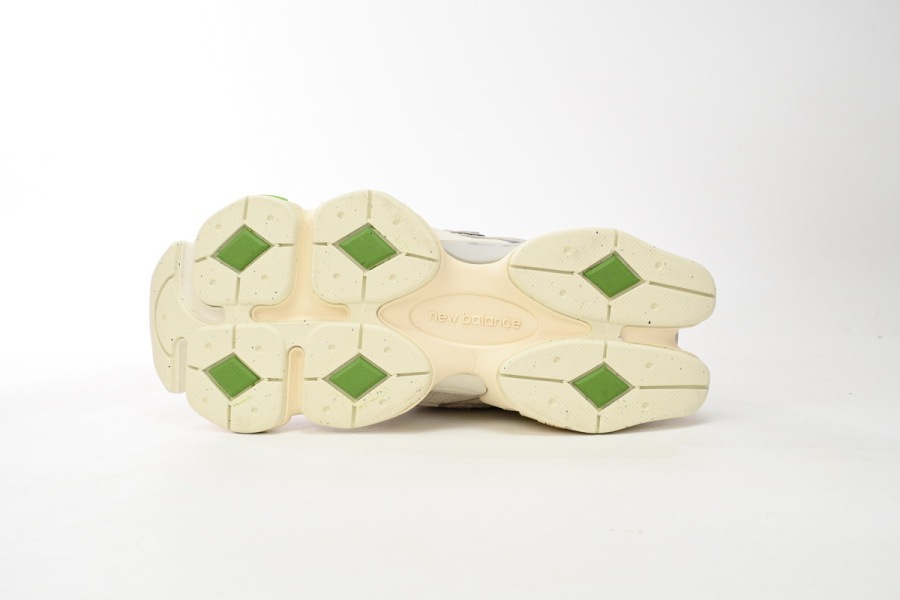 New Balance 9060 Beige Green U9060BW1