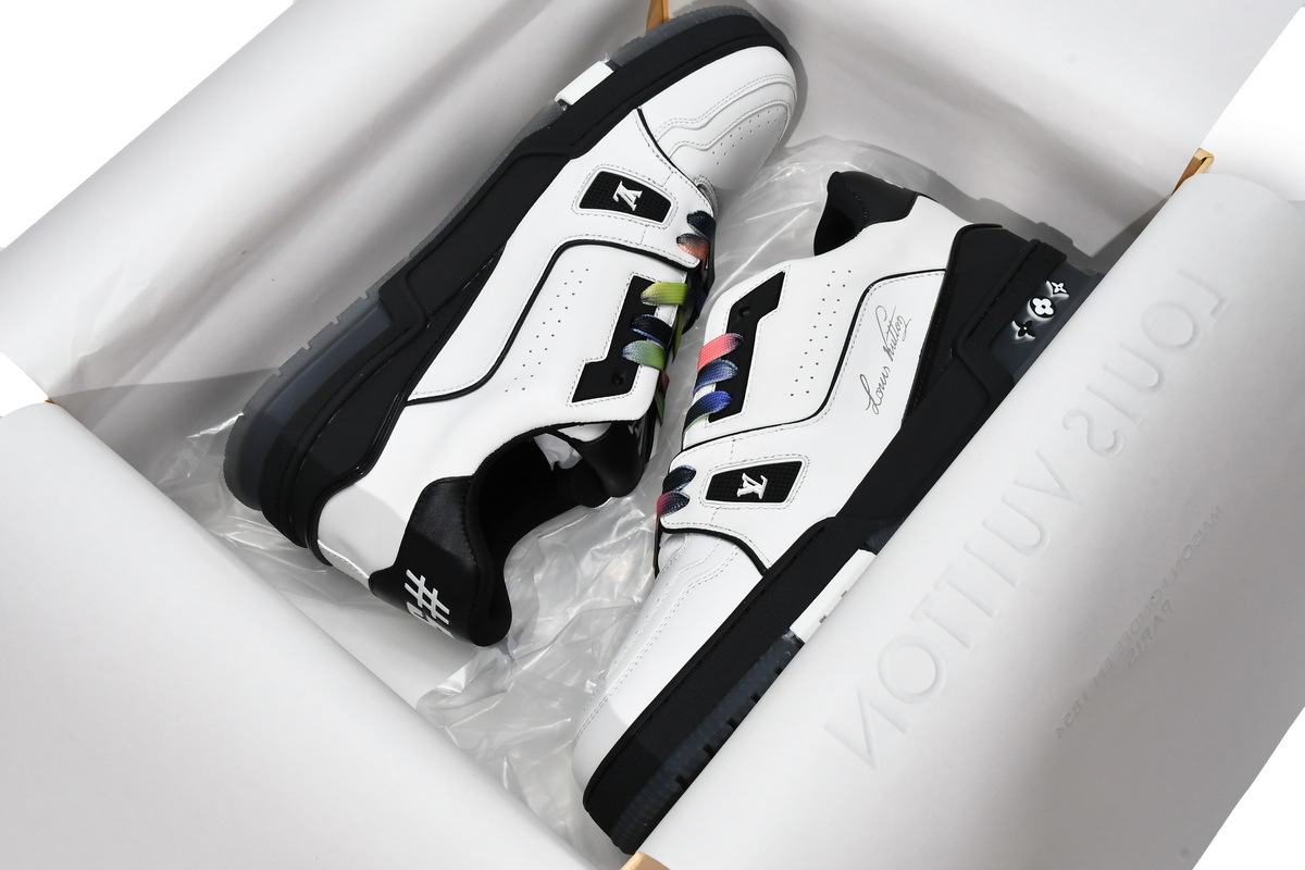 Louis Vuitton Trainer Black White 1A9ADA