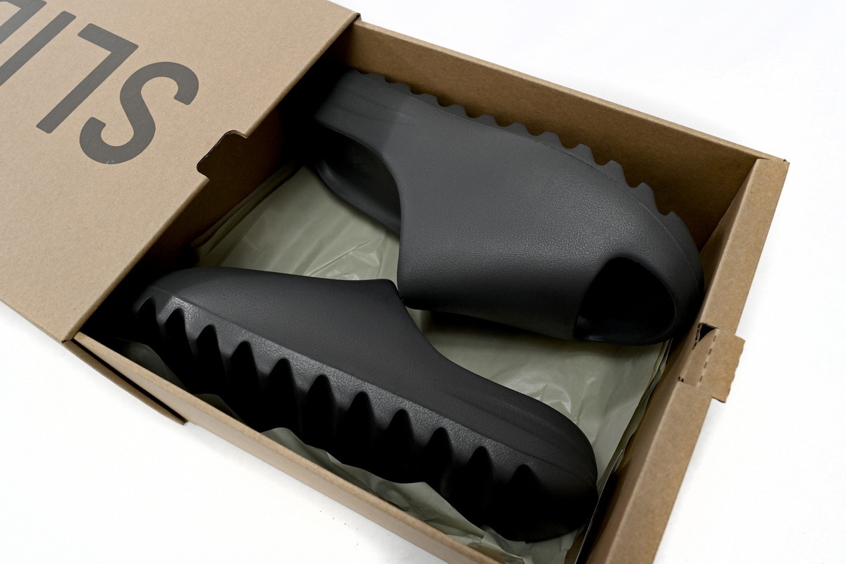adidas Yeezy Slide Granite Gun Po Wder ID4132