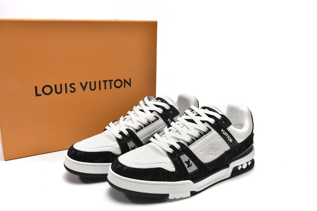 Louis Vuitton Trainer White Black VL1202