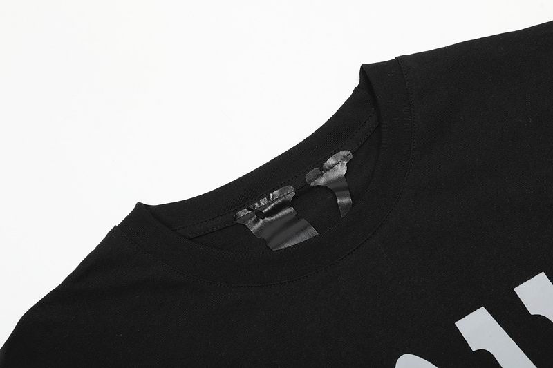 Vlone Shirt Clouds Pattern Big V T-Shirt Black