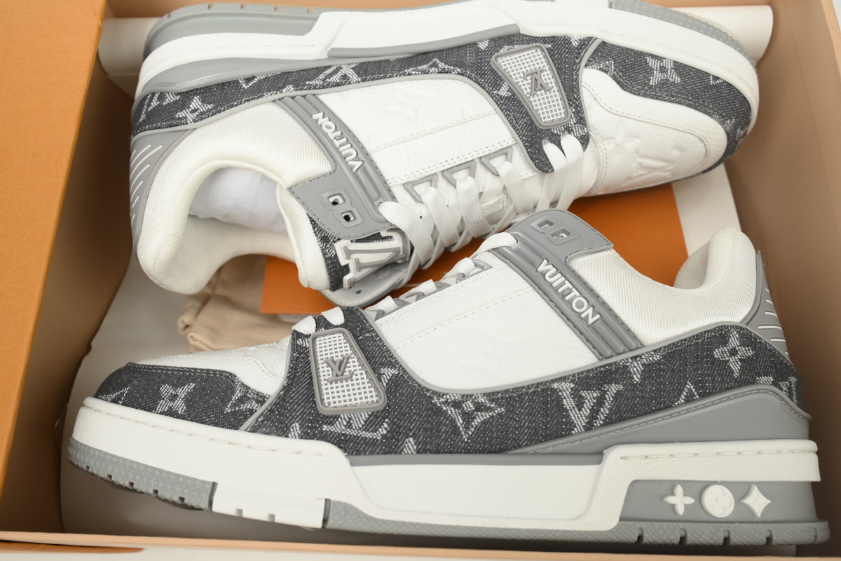 Louis Vuitton Trainer Grey