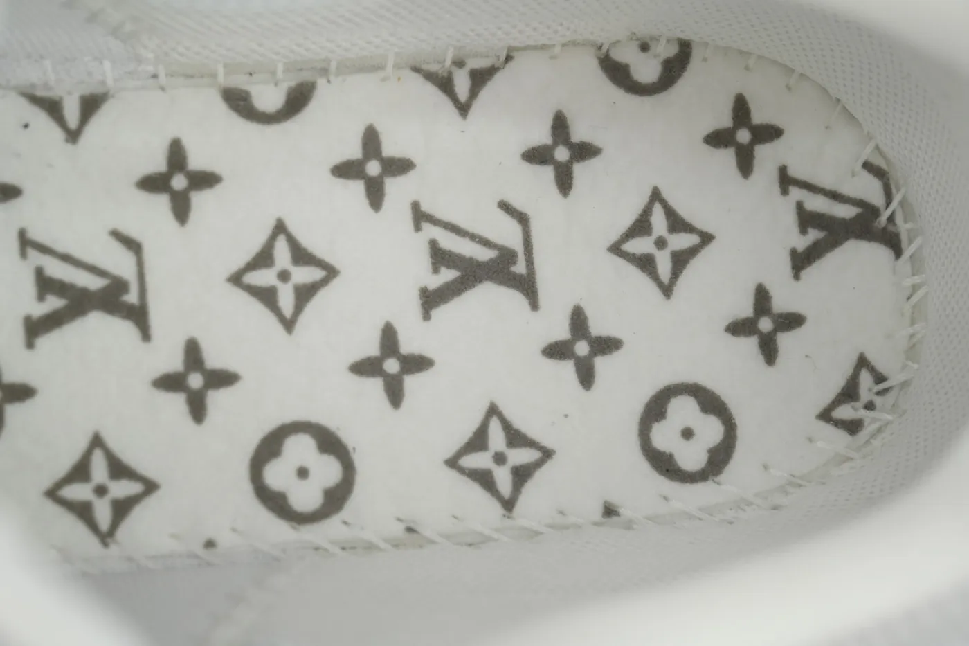 Louis Vuitton Runner LV Olympia Purple