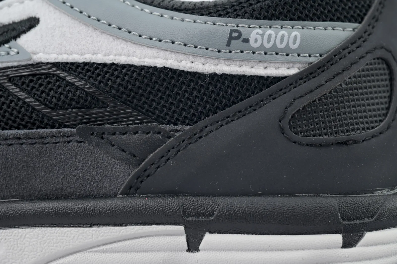 Nike P-6000 Premium Anthracite Smoke Grey HQ3818-001