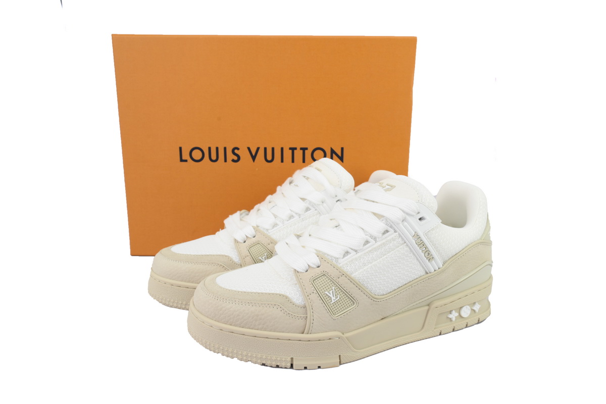 Louis Vuitton Sneakers LV Trainer Beige