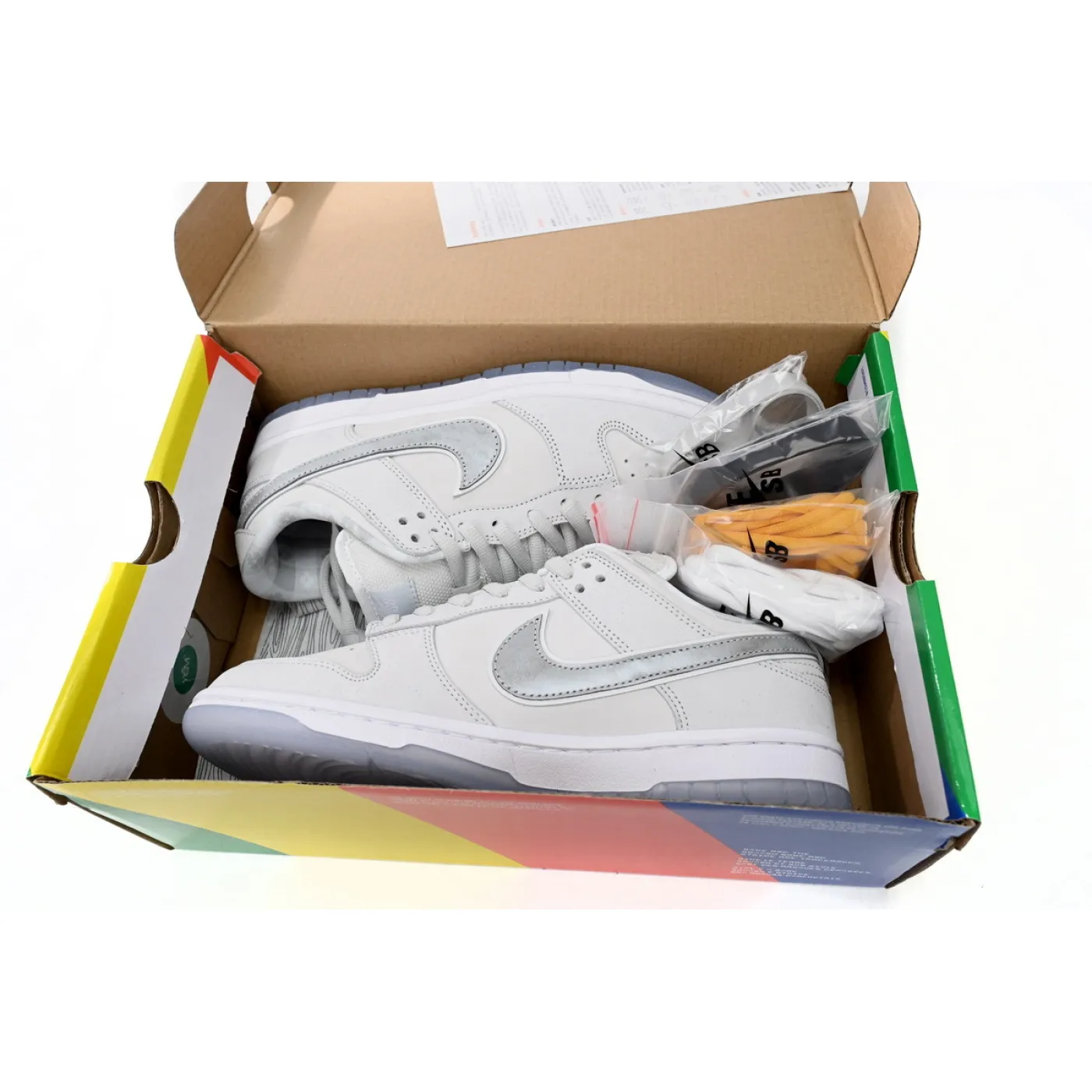 Nike SB Dunk Low White Lobster FD8776-100