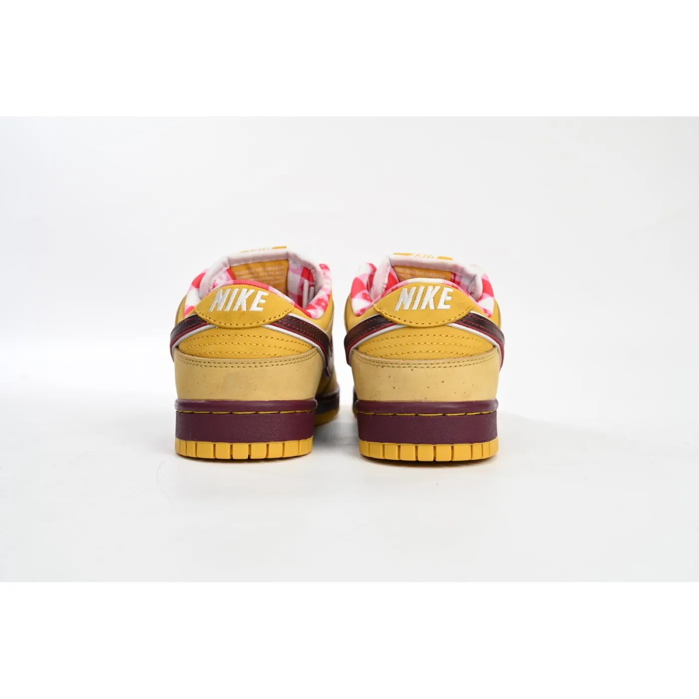 Nike SB Dunk Low Yellow Lobster 313170-137566