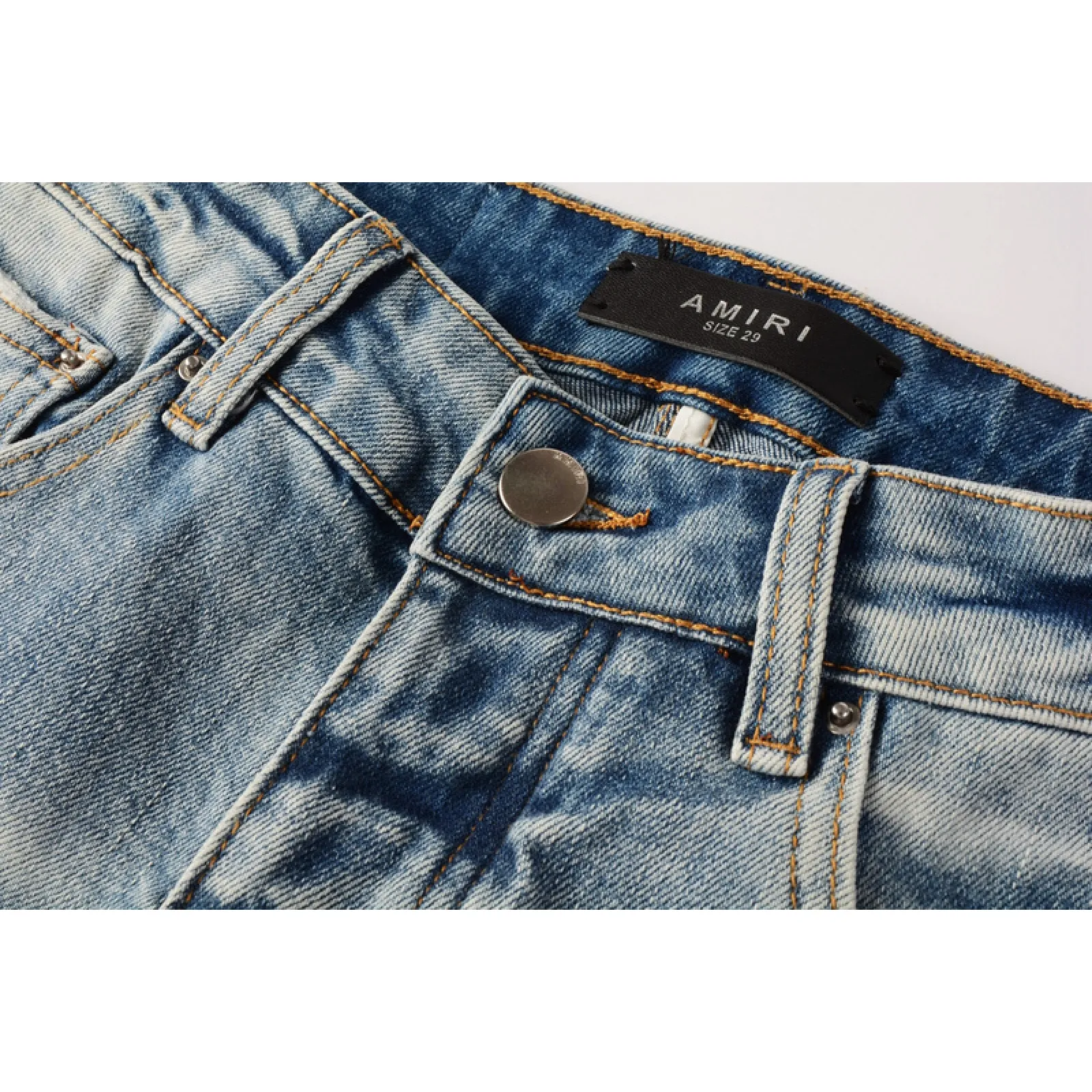 Amiri Jeans 8905