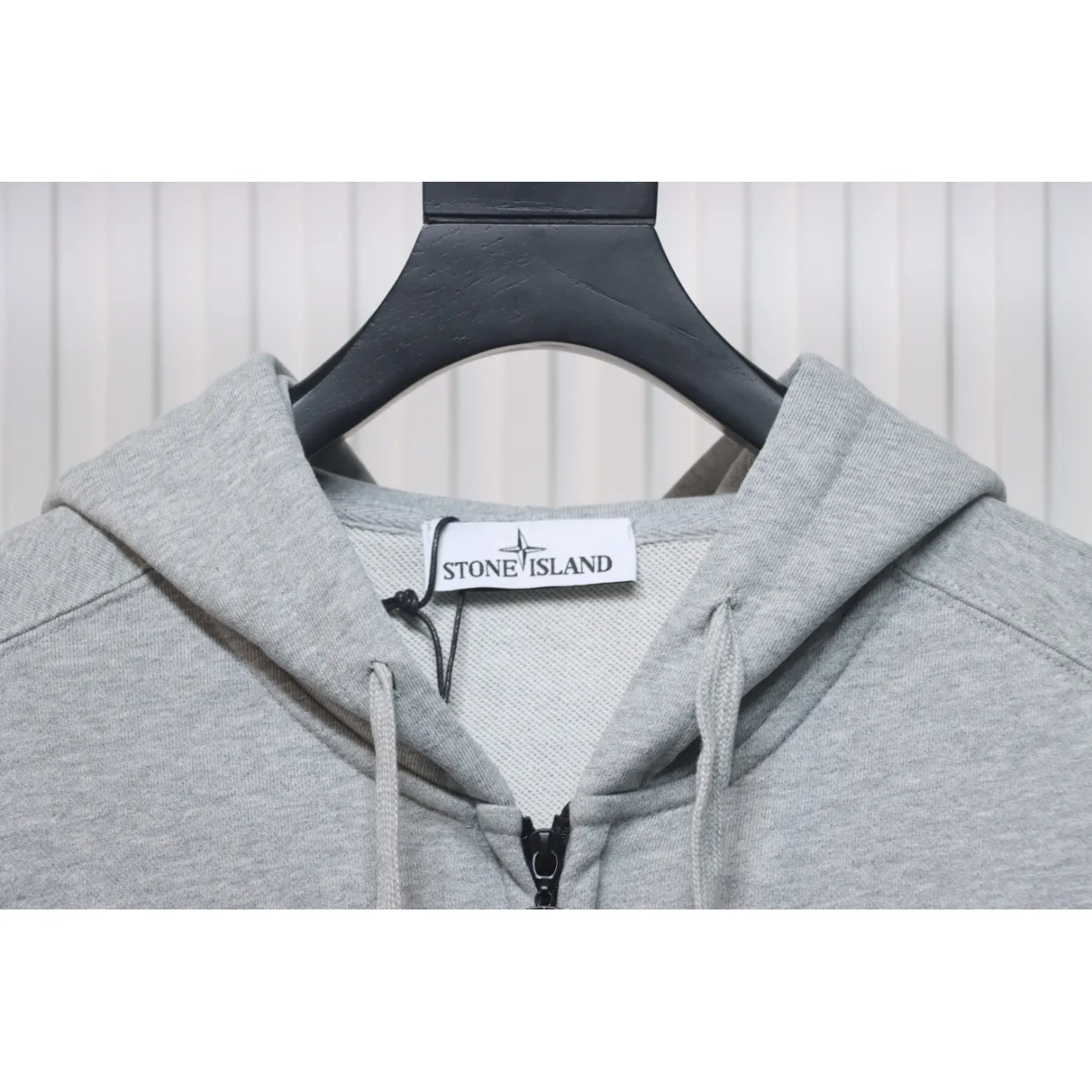 Stone Island Classic Logo Sleeve Patch Zipper Hoodie Gray